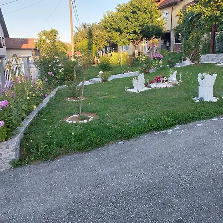 Appartamento Apartman Vlasenica *